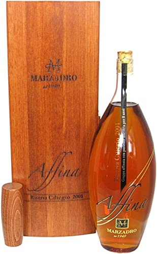 Rarität: Grappa Affina Riserva Ciliegio 1,0l Jahrgang 2001 von Marzadro in edler Holzkiste Rarität: Grappa Affina Riserva Ciliegio 1,0l Jahrgang 2001 von Marzadro in edler Holzkiste von Marzadro