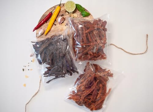 Meat Snack – Classic Spicy Jerky Box – Huhn, Schwein & Rind – Protein Snack – Natürlich Geräuchert & Getrocknet – Hoher Proteingehalt, Wenig Fett – Indische Gewürze – 3 x 250 g (750 g) Meat Snack – Classic Spicy Jerky Box – Huhn, Schwein & Rind – Protein Snack – Natürlich Geräuchert & Getrocknet – Hoher Proteingehalt, Wenig Fett – Indische Gewürze – 3 x 250 g (750 g) von Meat Snack