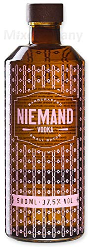 Niemand Vodka Small Batch Handcrafted Wodka 0,5l 500ml (37,5% Vol) - [Enthält Sulfite] von Mixcompany