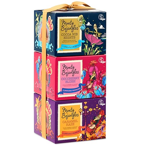 Monty Bojangles Vegan Tower | 3 Geschenkboxen – Caramel Haze, Cocoa Berry Blush, Cocoa Nib Nights | Kakobestäubte Schokoladentrüffel, 300 g (3 x 100 g Geschenkpackung) von Monty Bojangles