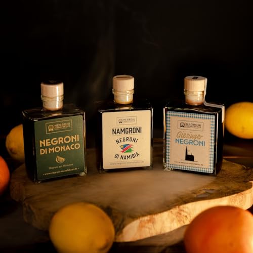 3er-Pack Negroni aus der Negroni Manufaktur - trinkfertiger italienischer Cocktail - Aperitif - holzfassgereift - aus München Giesing von NEGRONI MANUFAKTUR VEREDELT IM HOLZFASS