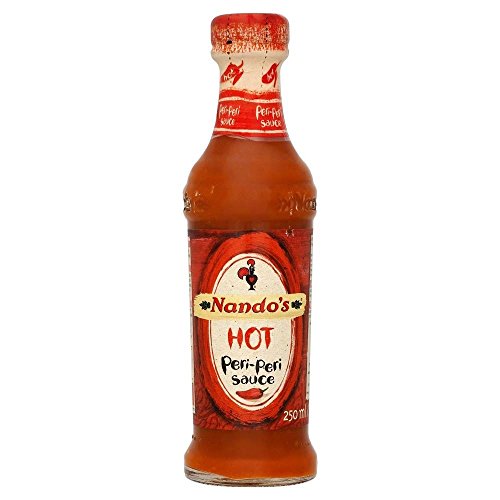Nandos Hot Peri-Peri Sauce (250ml) - Packung mit 6 von Nando's