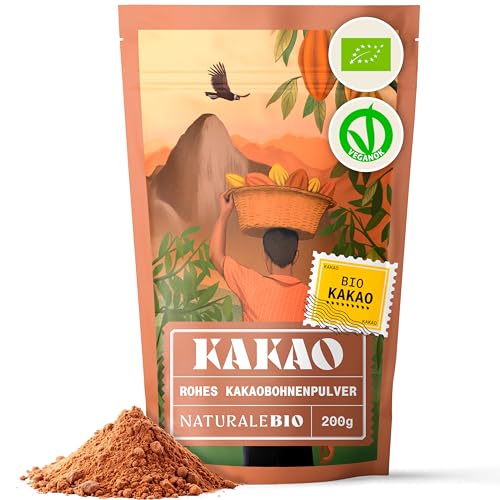 NaturaleBio Kakao Pulver Bio 200 g. Organic Cacao Powder. Natürlich und rein aus rohen Kakaobohnen. Ungesüßt. Produziert aus der Theobroma Cocoa Pflanze. Magnesium- und Phosphor-Quelle von NaturaleBio