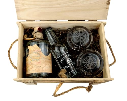 Navis Gin Adria - Gin Geschenk-Set mit Gin Gläsern in hochwertiger Holz-Kiste - Flasche mit maritimer Seekarte - Regionale Botanicals von der Adria - Fruchtig, Zitrus - 0,5L 43% Vol - All-In-One-Set von Navis