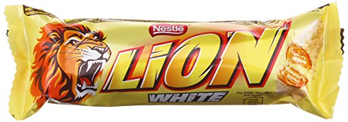 Nestlé Lion Riegel White / Crunchy Riegel aus Knusperwaffel, Getreide & Karamell umhüllt mit weißer Schokolade - vorsicht bissig / Schokoriegel 24-er Pack von Nestlé Lion