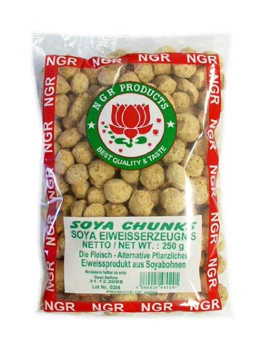 NGR Soja Kugeln 250g Fleischersatz Soya Chunks NGR Soja Kugeln 250g Fleischersatz Soya Chunks von Ngr