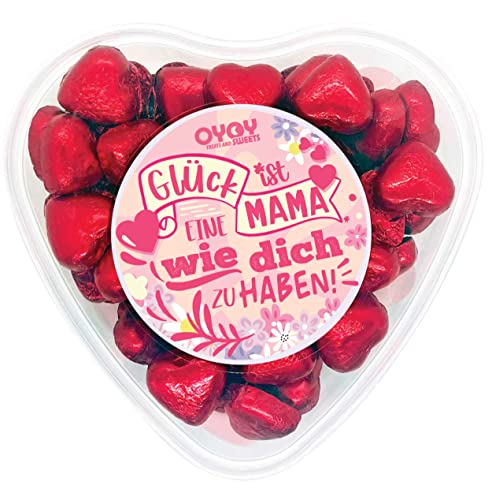 OYOY Muttertagsgeschenk mit 500g Schokoladenherzen aus Milchschokolade I ca. 65 Stück I Geschenkbox in Herzform mit Glück ist eine Mama wie dich zu haben Schriftzug I Muttertagsgeschenke für Mama von OYOY