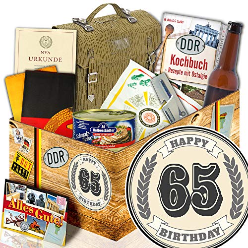 ostprodukte-versand Geschenk 65. / NVA Geschenkbox/Geschenke 65 Geburtstag Mann lustig von ostprodukte-versand