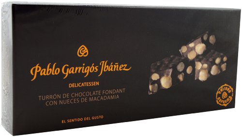Fondantschokoladen Nougat mit Macadamianüssen 300 g Fondantschokoladen Nougat mit Macadamianüssen 300 g von Pablo Garrigós Ibañez