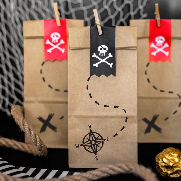 Piraten Süßigkeitentütchen, 6 Stück mit Aufklebern von Partydeco