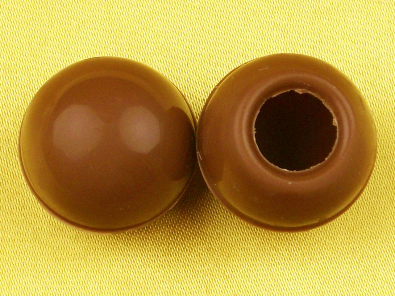 1 Folie Hohlkugeln Vollmilch 1 Folie Hohlkugeln Vollmilch von Cake-Masters Basics