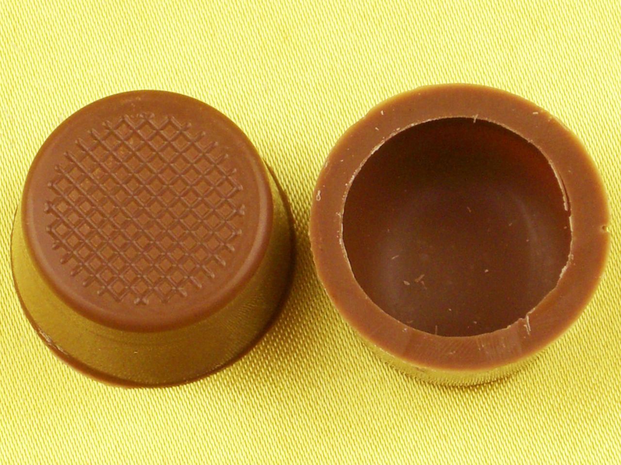 1 Folie Rundschalen Vollmilch 1 Folie Rundschalen Vollmilch von Cake-Masters Basics