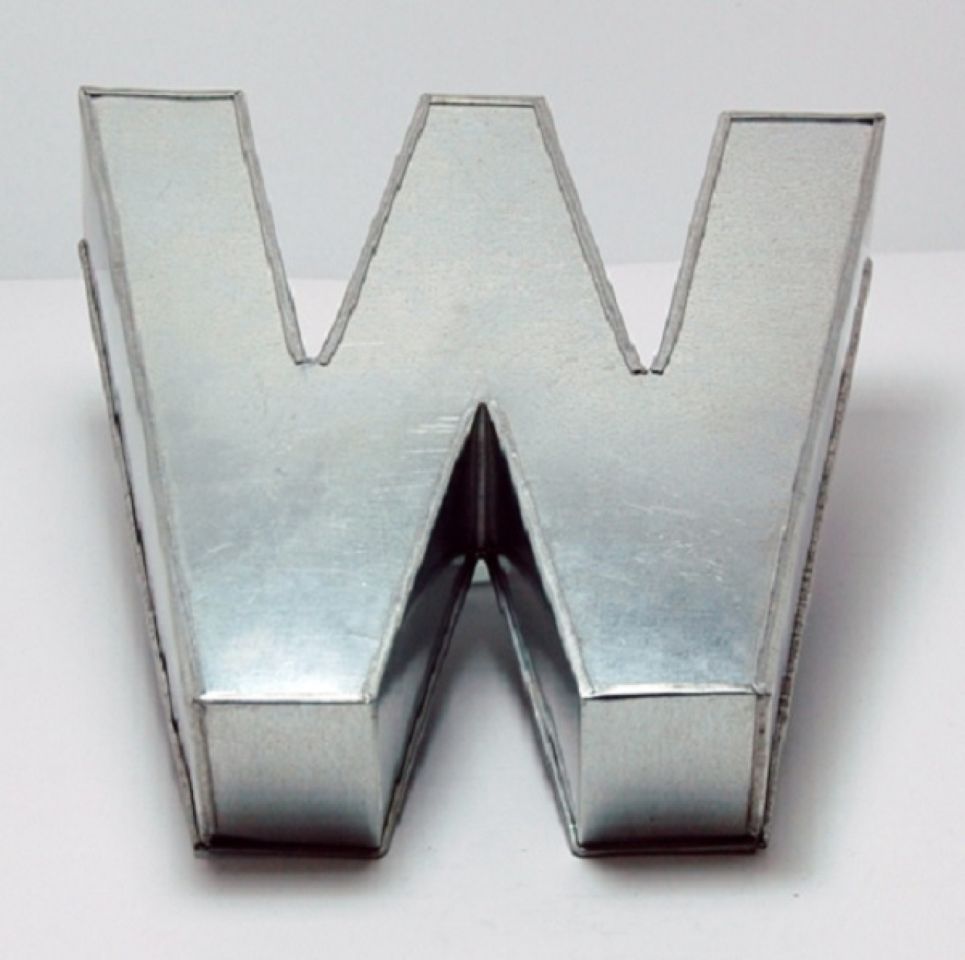 Backform Buchstabe W, ca. 25,5x20,5x6,5 cm Backform Buchstabe W, ca. 25,5x20,5x6,5 cm von Pati-Versand