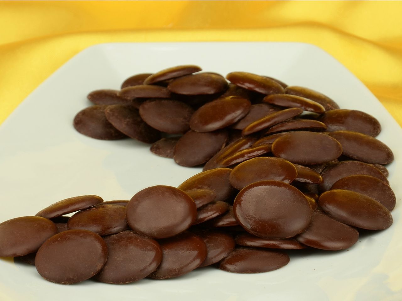 Schweizer Kuvertüre Dark Koutek 60 % Zartbitter 1kg Schweizer Kuvertüre Dark Koutek 60 % Zartbitter 1kg von Carma