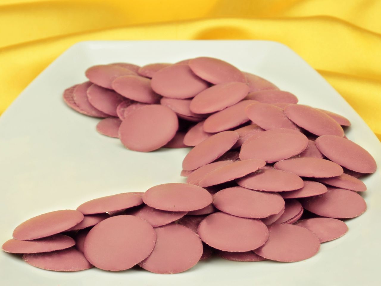 Schweizer Schokolade Ruby Azalina 40% 200g Schweizer Schokolade Ruby Azalina 40% 200g von Carma