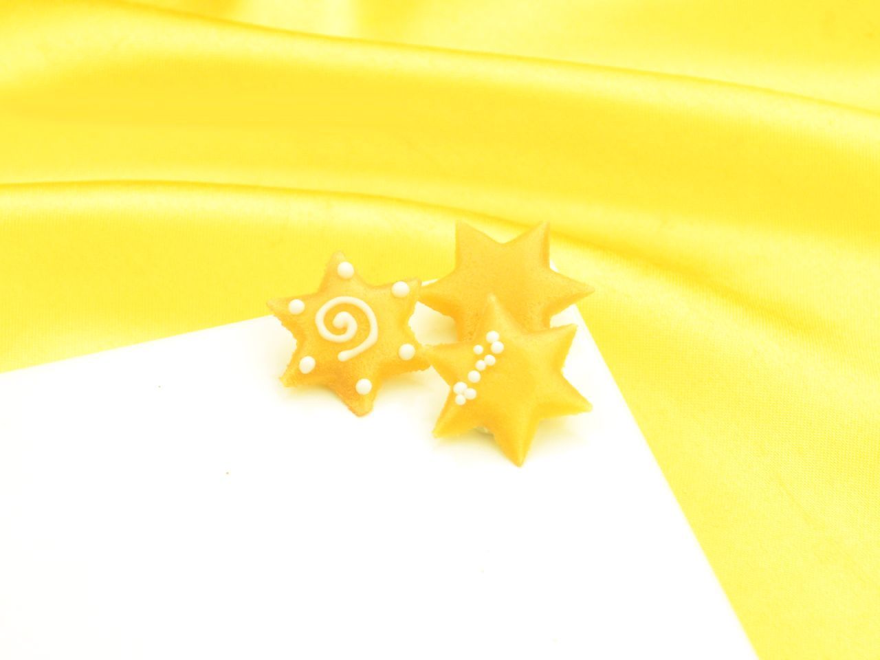 Dekoraufleger Sterne 100 Stück von Pati-Versand
