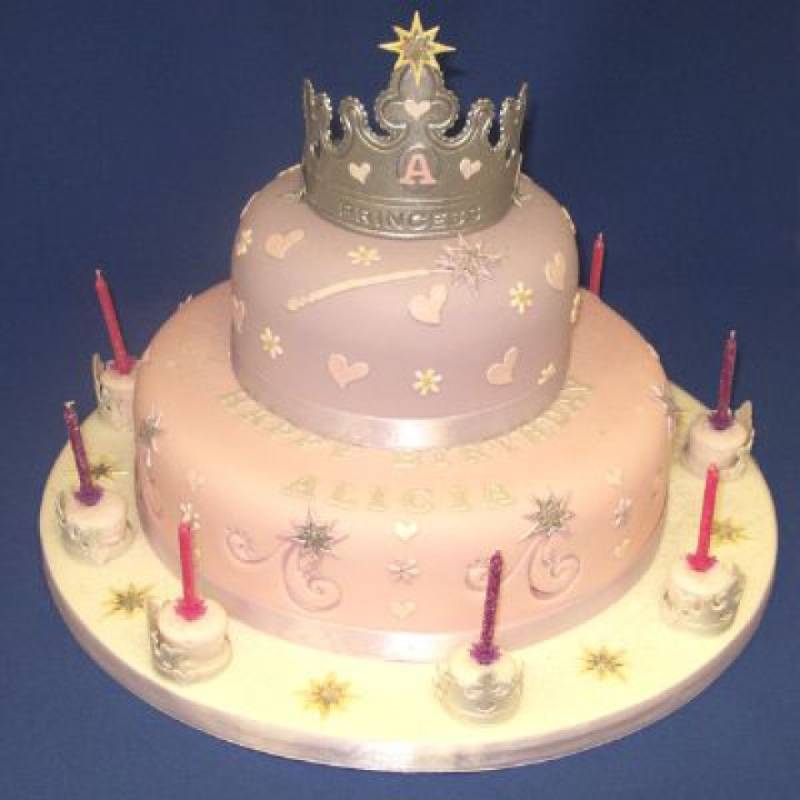 Fondant Ausstecher Set 3D Krone von Pati-Versand