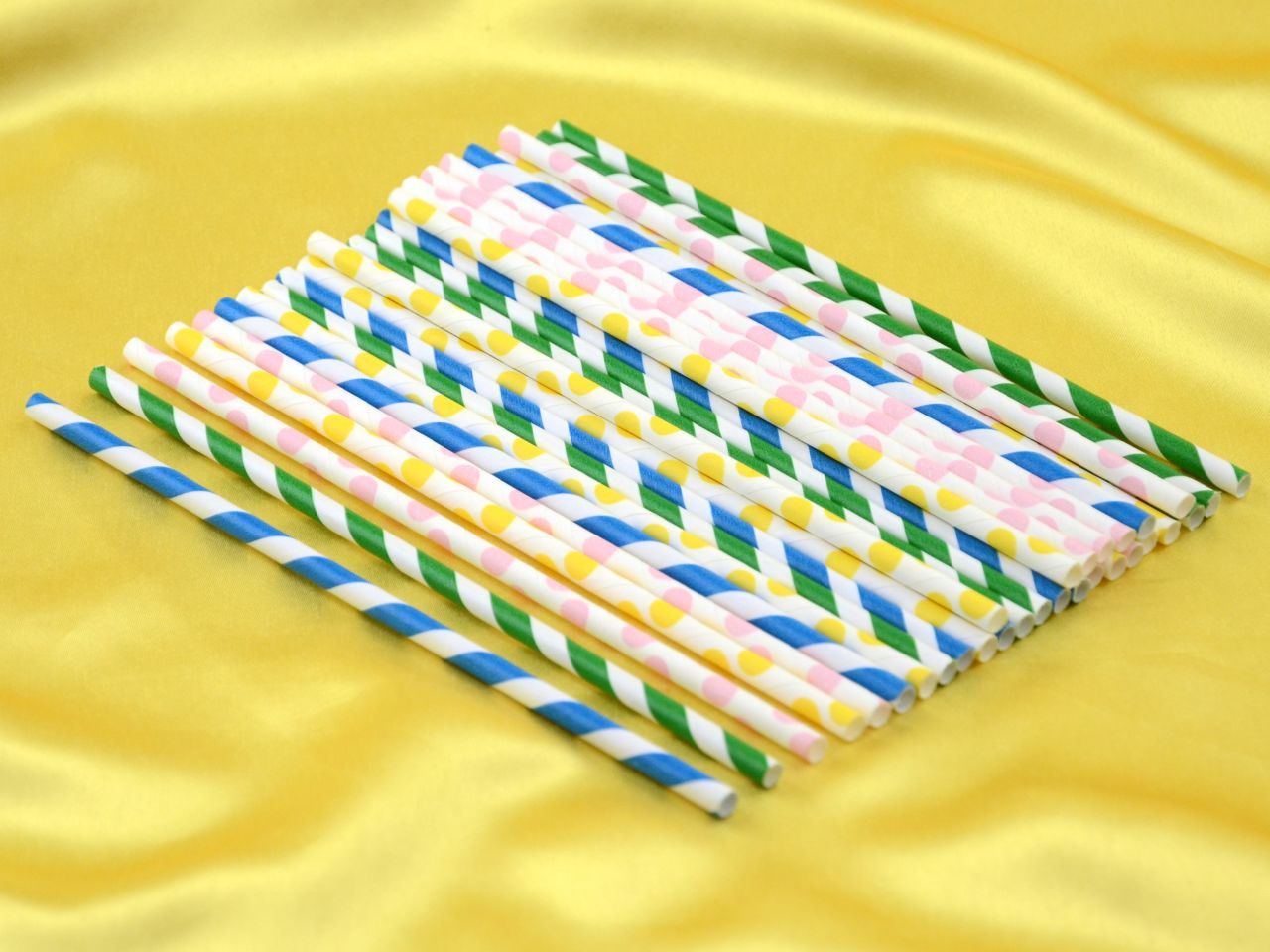 Lolli-Halme 20cm bunt 30 Stück Lolli-Halme 20cm bunt 30 Stück von Pati-Versand
