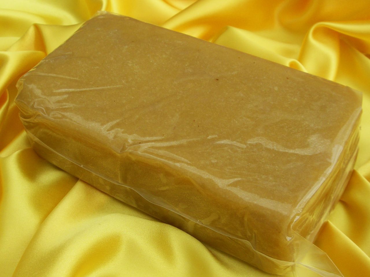 Marzipanrohmasse M0 2,5kg Marzipanrohmasse M0 2,5kg von Cake-Masters Basics