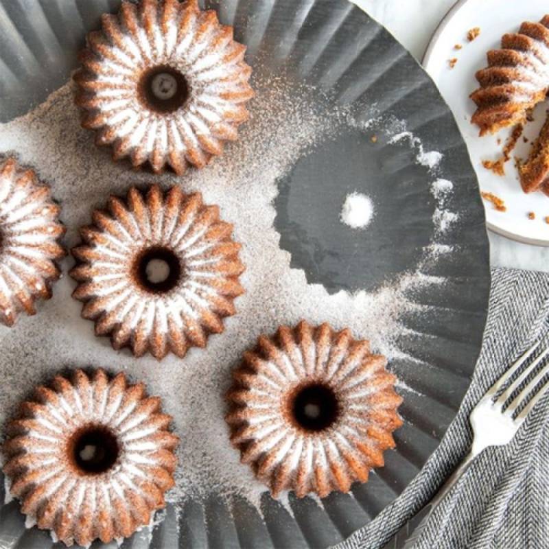Nordic Ware Backform Brilliance Bundtlette von Pati-Versand