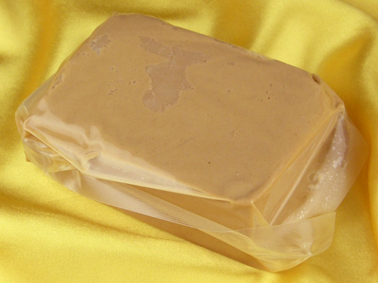 Nougat hell 1,0kg Nougat hell 1,0kg von Cake-Masters Basics
