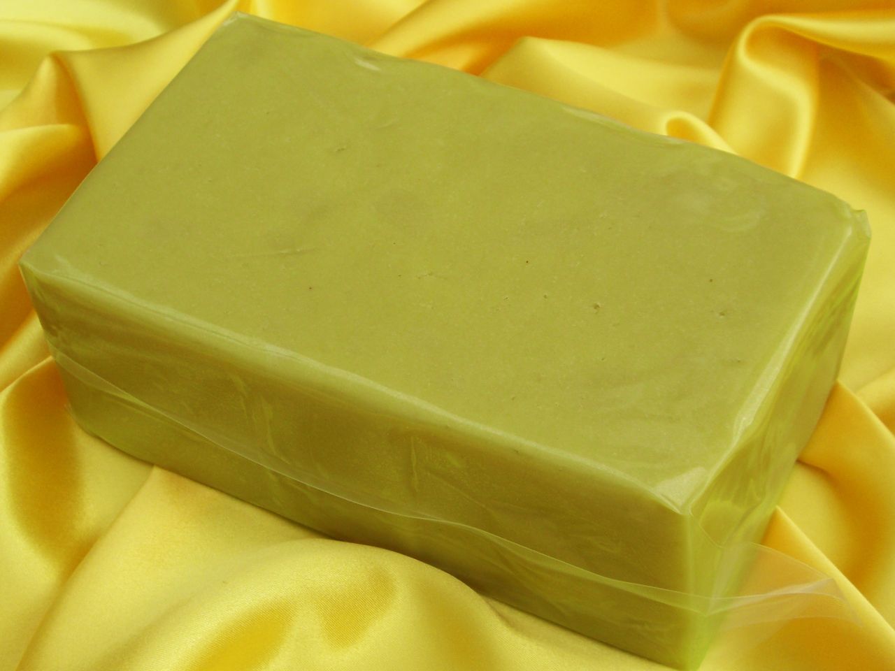 Pistazien-Marzipan-Rohmasse 250g Pistazien-Marzipan-Rohmasse 250g von Cake-Masters Basics