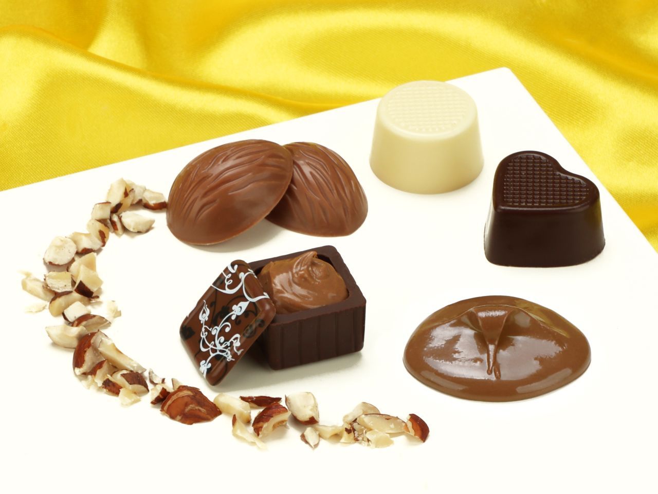 Prèmo Pralinenmasse Haselnuss 100g Prèmo Pralinenmasse Haselnuss 100g von Cake-Masters Basics