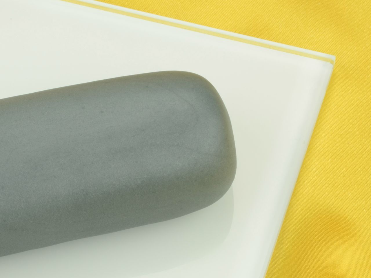 Rollfondant PREMIUM PLUS grau 250g Rollfondant PREMIUM PLUS grau 250g von Cake-Masters