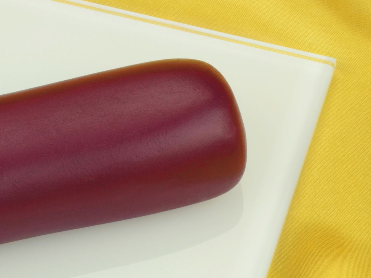 Rollfondant PREMIUM PLUS rubinrot 250g von Cake-Masters