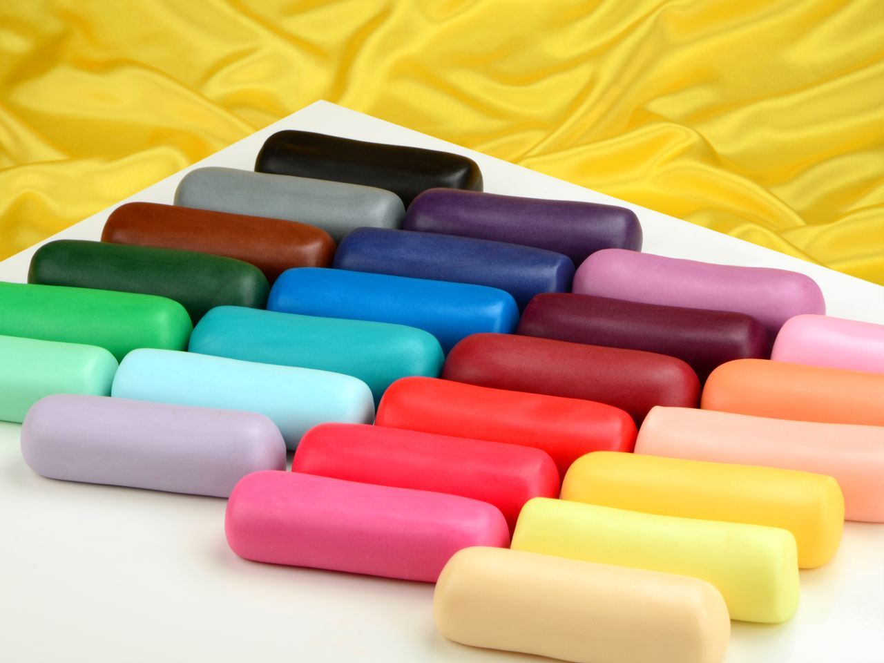 Rollfondant Sparpack Komplettset 25er Rollfondant Sparpack Komplettset 25er von Pati-Versand