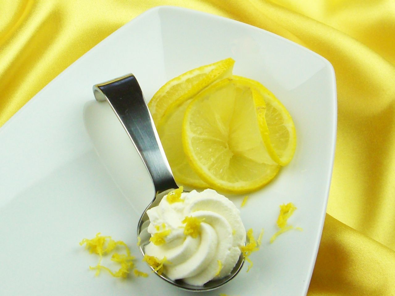 Sahnestand Zitrone 100g von Cake-Masters