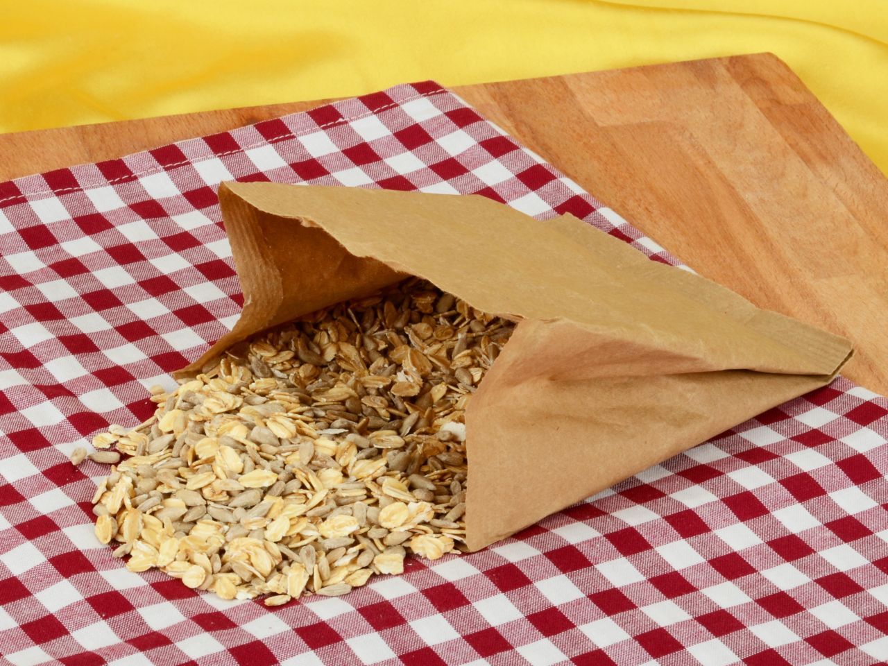 Sonnenblumenkerne und Haferflocken 100g Sonnenblumenkerne und Haferflocken 100g von Cake-Masters Basics