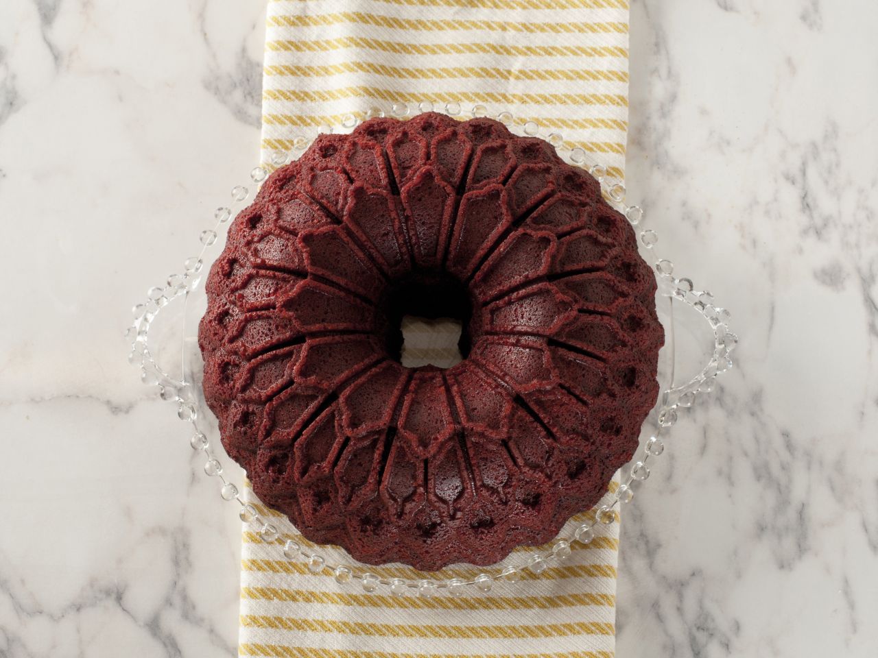 Nordic Ware Stained Glass Bundt Pan Nordic Ware Stained Glass Bundt Pan von Nordic Ware