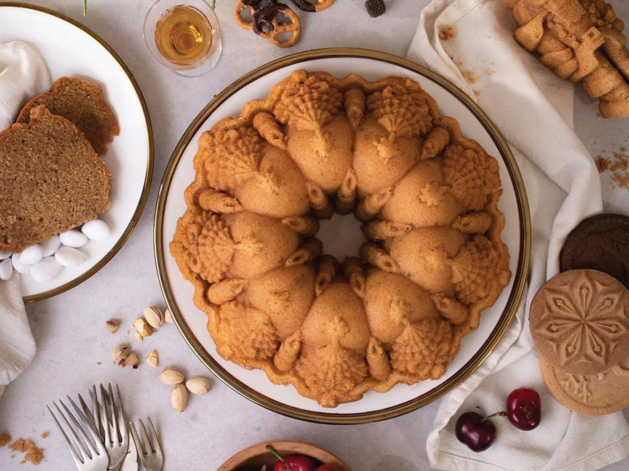 Nordic Ware Very Merry Bundt Nordic Ware Very Merry Bundt von Nordic Ware