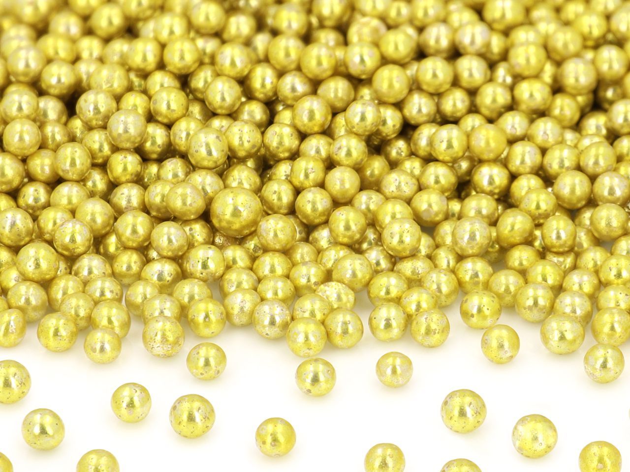 Weiche Zuckerperlen gold 5mm 60g Weiche Zuckerperlen gold 5mm 60g von Cake-Masters Basics