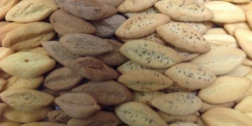 Assortiment de navettes provençale 1 kg. sortiment handwerklicher kekse 1 kg von provencebiscuit
