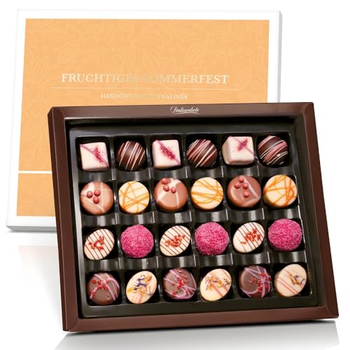 Pralinenbote Genussmanufaktur – Fruchtiges Sommerfest mit 24 handgefertigten Pralinen deutscher Chocolatiers, das exklusive Pralinen Geschenk mit Frucht Pralinen Pralinenbote Genussmanufaktur – Fruchtiges Sommerfest mit 24 handgefertigten Pralinen deutscher Chocolatiers, das exklusive Pralinen Geschenk mit Frucht Pralinen von Pralinenclub