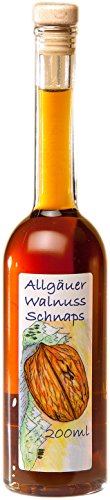 Walnuss Schnaps aus dem Allgäu | 200ml Walnuss Likör 31% Vol. mit Korkverschluss aus handverlesenen Walnüssen von Puntzelhof Allgäuer Delikatessen