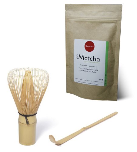 Matcha Pulver - 100 g im Zip-Beutel zum Kochen, Backen, Cocktails, Mixgetränke, usw. PLUS Matcha Besen Chasen - Matchabesen PLUS Matcha Bambuslöffel von Quertee