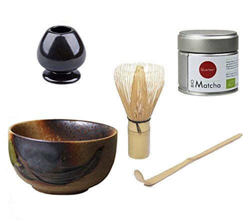 Quertee Matcha Set - Japan Bio Matcha 30 g Dose PLUS Japanische Matcha Schale - 400 ml PLUS Matcha Besen Chasen PLUS Matchabesen Halter PLUS Matcha Bambuslöffel Chashaku Quertee Matcha Set - Japan Bio Matcha 30 g Dose PLUS Japanische Matcha Schale - 400 ml PLUS Matcha Besen Chasen PLUS Matchabesen Halter PLUS Matcha Bambuslöffel Chashaku von Quertee