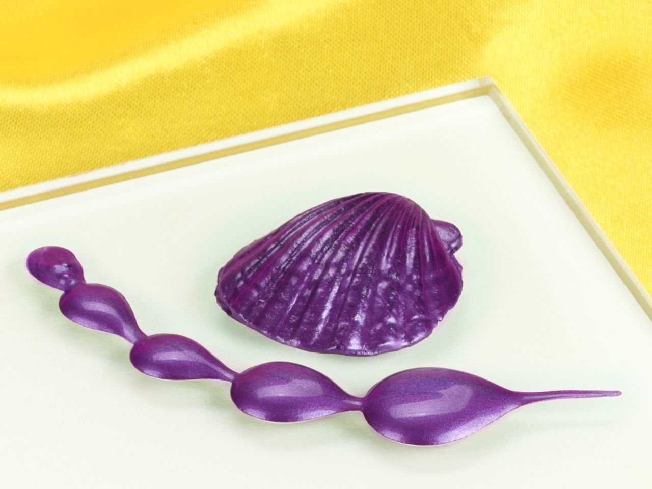 Metallic-Lebensmittelfarbe Deep Purple 25ml Metallic-Lebensmittelfarbe Deep Purple 25ml von Rainbow Dust