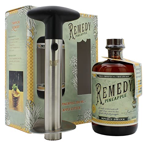 Remedy Pineapple | Geschenkset mit Ananasschneider | Auf Basis 3 karibischer Rums | mit natürlicher Essenz aus der Ananas sowie einem Hauch Vanille | The Tropical Treasure | 40% Vol. | 700ml Remedy Pineapple | Geschenkset mit Ananasschneider | Auf Basis 3 karibischer Rums | mit natürlicher Essenz aus der Ananas sowie einem Hauch Vanille | The Tropical Treasure | 40% Vol. | 700ml von Remedy Rum