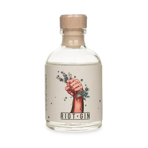 Riot Gin Miniatur – London Dry Gin 50% Vol. | Mehrfach ausgezeichnet | Handgefertigt & destilliert in Deutschland | Intensiver Wacholder & Zitrusnoten | 7 Botanicals | Perfekt für Gin Tonic | 50ml Riot Gin Miniatur – London Dry Gin 50% Vol. | Mehrfach ausgezeichnet | Handgefertigt & destilliert in Deutschland | Intensiver Wacholder & Zitrusnoten | 7 Botanicals | Perfekt für Gin Tonic | 50ml von Riot Gin