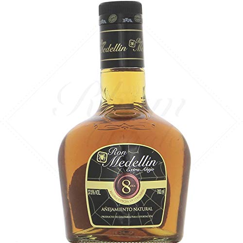 Ron Medellin Añejo 8 Jahre (1 x 0.7 l) von Ron Medellin