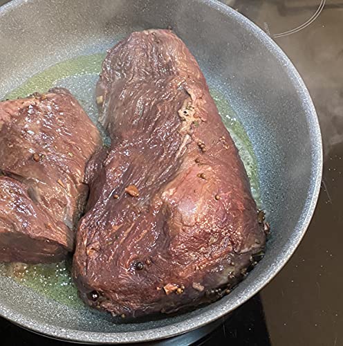 Schwarzwald Metzgerei - Badischer Sauerbraten, saftiges und mageres Stück vom Rinderbullen, ohne Knochen, küchenfertig eingelegt - 1200g Schwarzwald Metzgerei - Badischer Sauerbraten, saftiges und mageres Stück vom Rinderbullen, ohne Knochen, küchenfertig eingelegt - 1200g von Schwarzwald Metzgerei