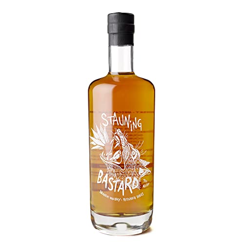 Stauning Bastard - Rye Whisky - Dänischer Whisky - Mezcalfass-Finish - Bodenvermälztes Getreide - Direkt befeuert in kleinen Pot-Stills destilliert - 3 Jahre - 46,3% Vol. - 1 x 0,7l von Stauning