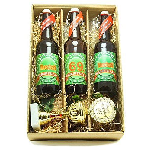 Bier Geschenk zum 69.Geburtstag Geburtstagsgeschenk neunundsechszigster Geburtstag Präsentkarton mit Bier und Pokal zum 69. Geburtstag von SünGross