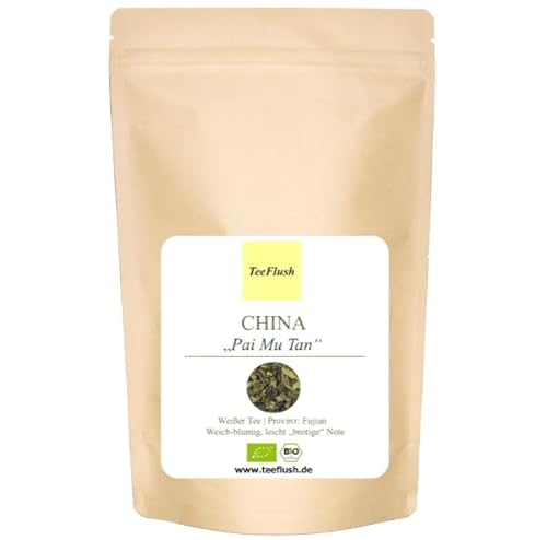 China Pai Mu Tan - Weißer Tee - Spezialität, Bio, 100g, Hellbraune Tasse, weich-blumig, leicht „brotige“ Note von TeeFlush