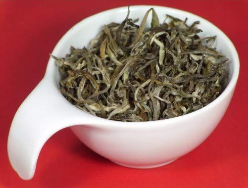 TeeTeam Grüntee, hochwertiger China Grüner Tee Yunnan Green Dragon, 100 g von TeeTeam-Norder