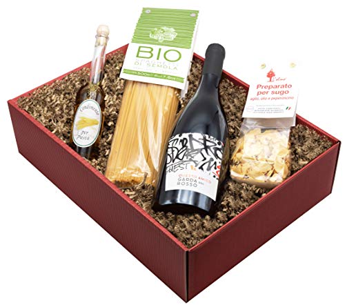 The Wine Guys - Weinpräsent Geschenkset „Aglio e Olio“ mit italienischen Spezialitäten: Italienischer Feinkost und Rotwein (1x0,75 l, 13 % vol) Würzöl und Wein Garda Rosso Corvina trocken (1 x 0.75 l) von The Wine Guys